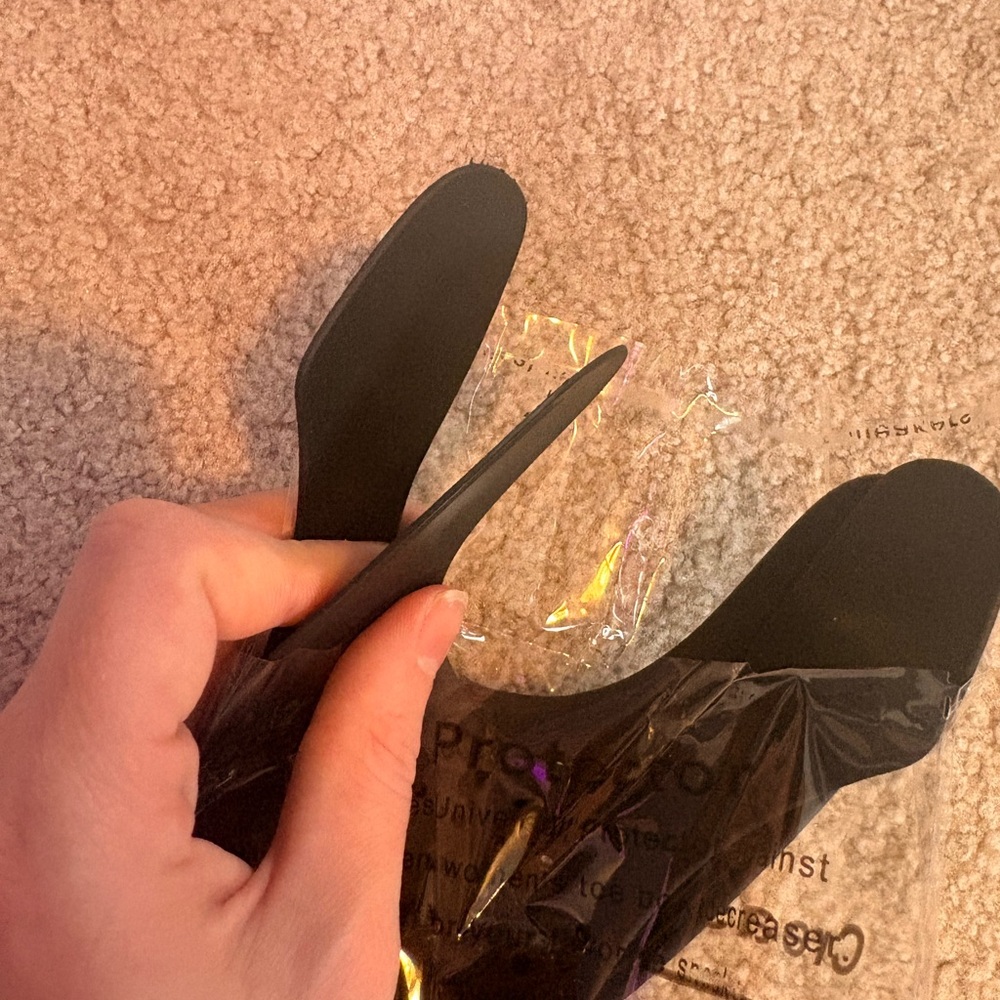 Shoe Shield Protector - Picture 4 of 4
